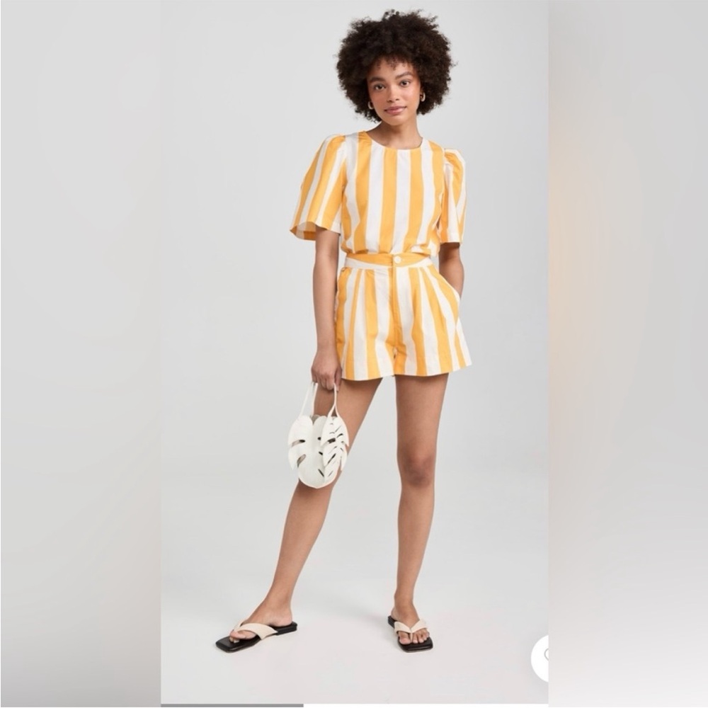 NWOT- Rhode Yellow Cabana Stripe Short- Size (M)